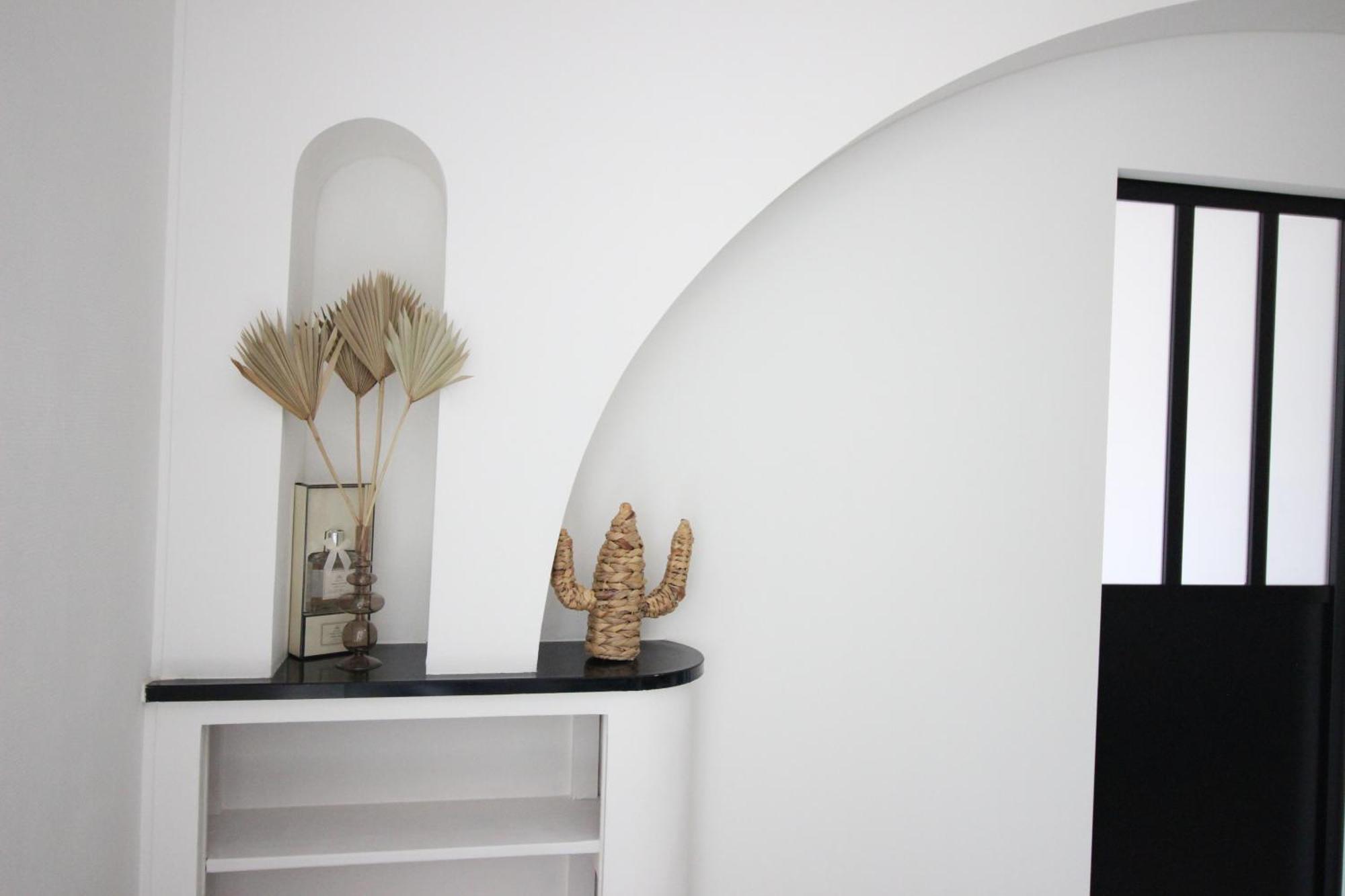 - - Proche Regiment - Stationnement Facile - Gere Par Presta-zen'services Apartment *